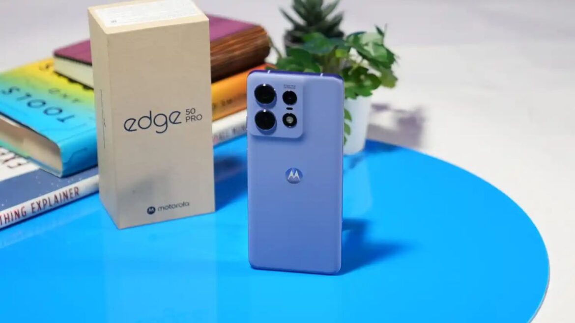 Bumper discount on Motorola Edge 50! Golden opportunity to buy a phone costing more than 30 thousand now at a low price