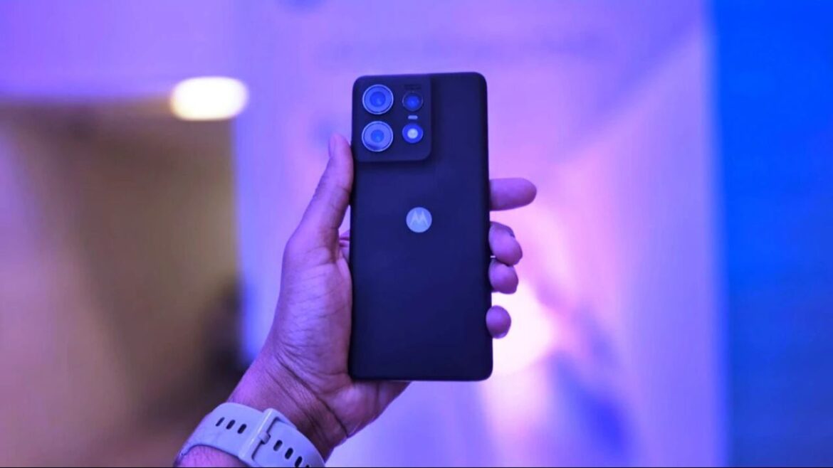 Motorola Edge 50 Pro 5G Now Available at a Huge Discount with 12GB RAM and 256GB Storage